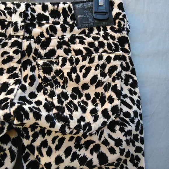 True Religion Stella Skinny Leg Leopard Print - Picture 3 of 8